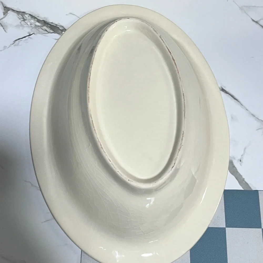 Set of Cream Oval Serving Bowls